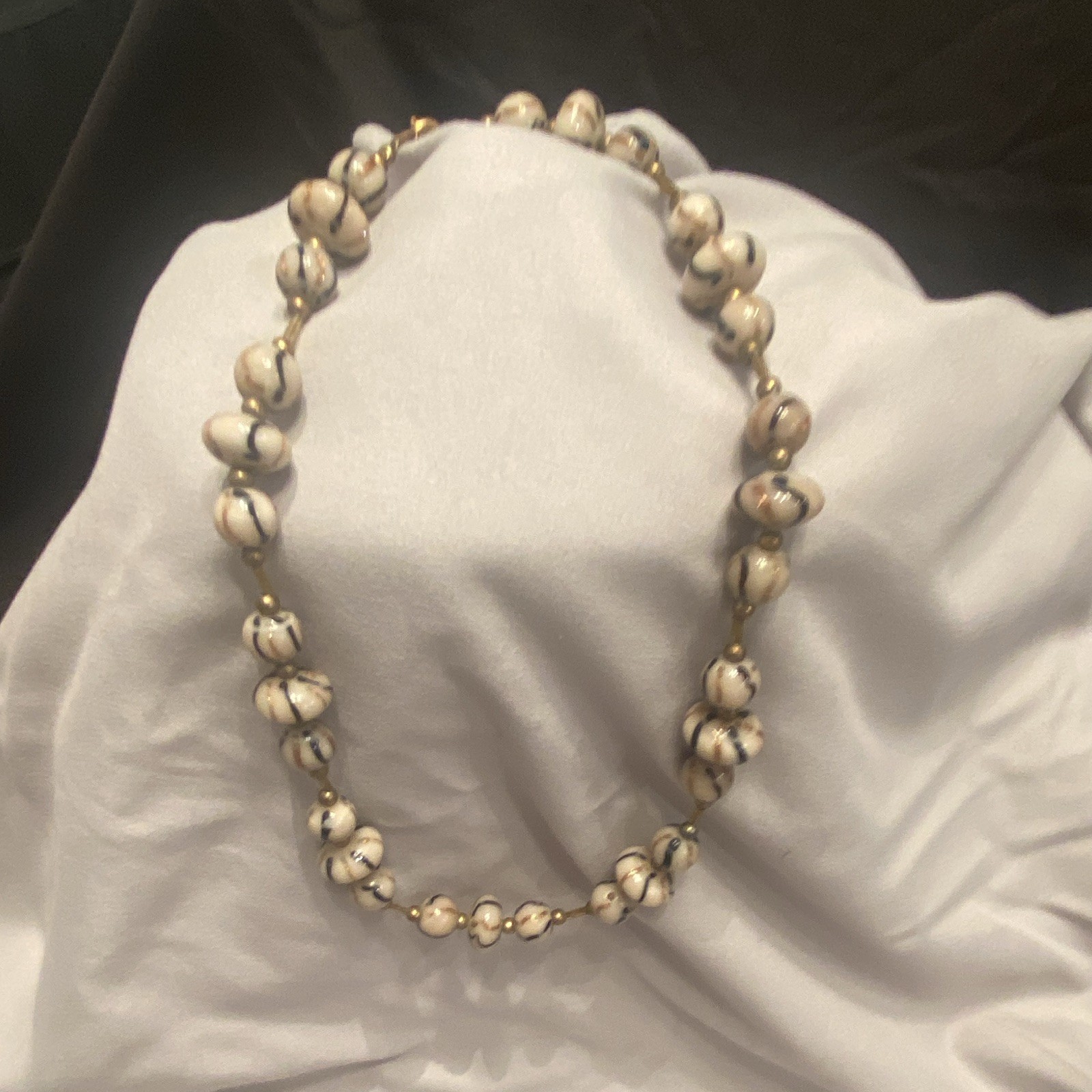 Vintage white Beaded Necklace Gold Tone Ball/Bead Chain 18in Spring Ring Closure