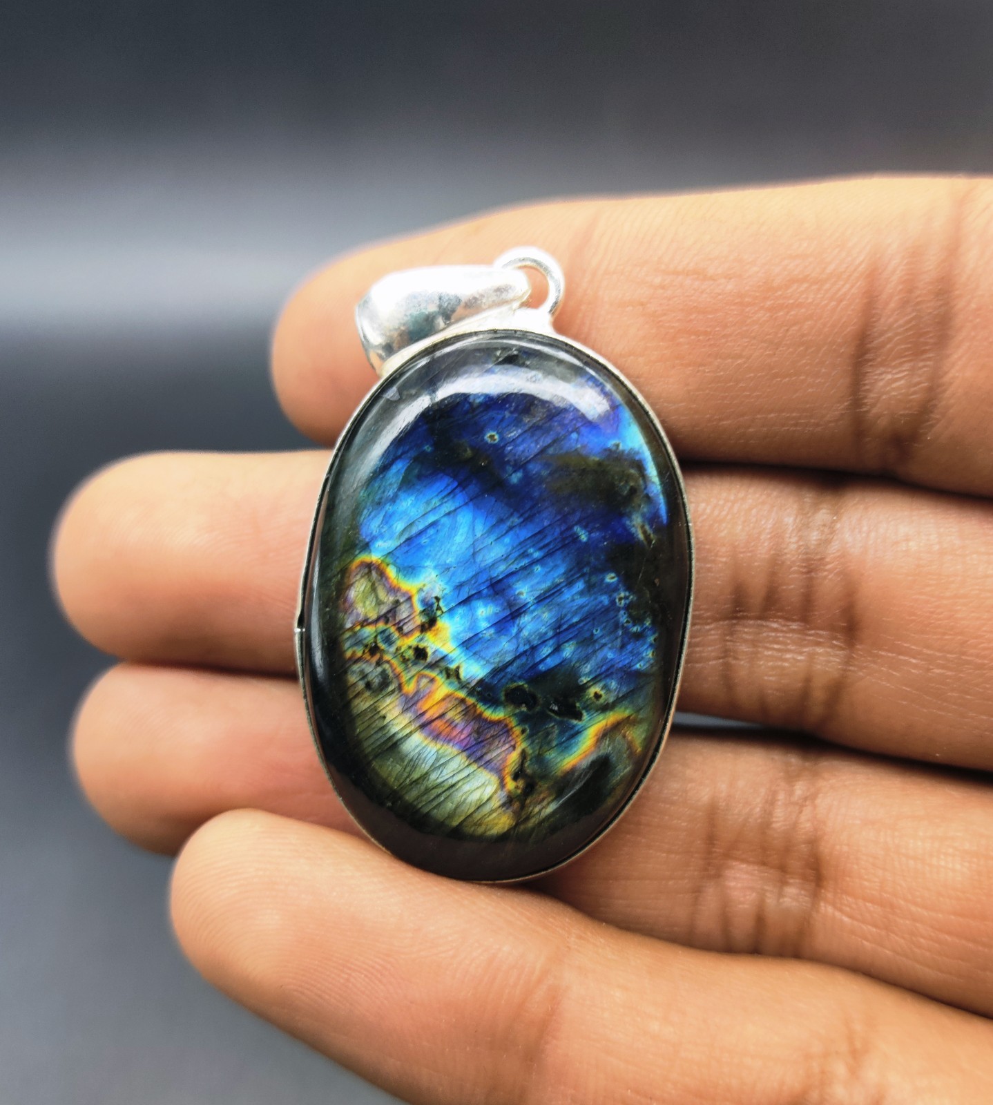 Amazing Labradorite Pendant 925 Sterling Silver pendant Handmade Jewellery