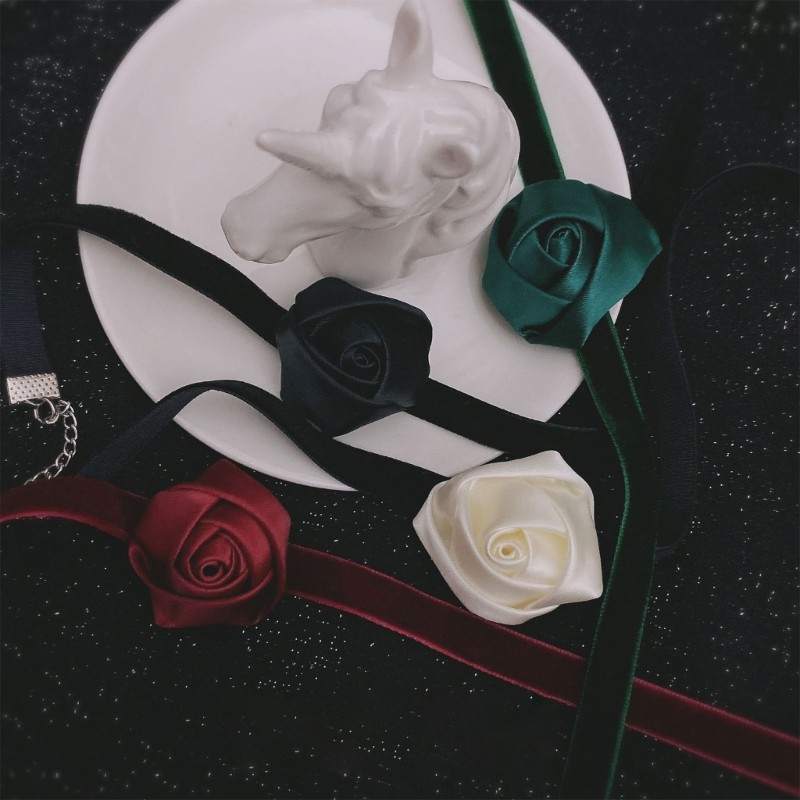 3D Rose Necklace Silk Satin Collar Necklace Exaggerated Big Flower Necklace