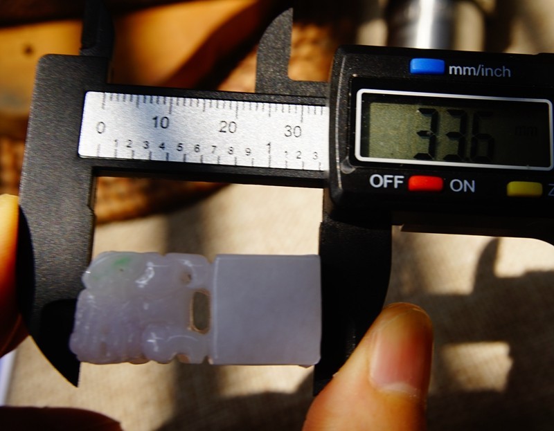 Certified Natural Grade A White Green Jade Jadeite Seal w Pixiu 684