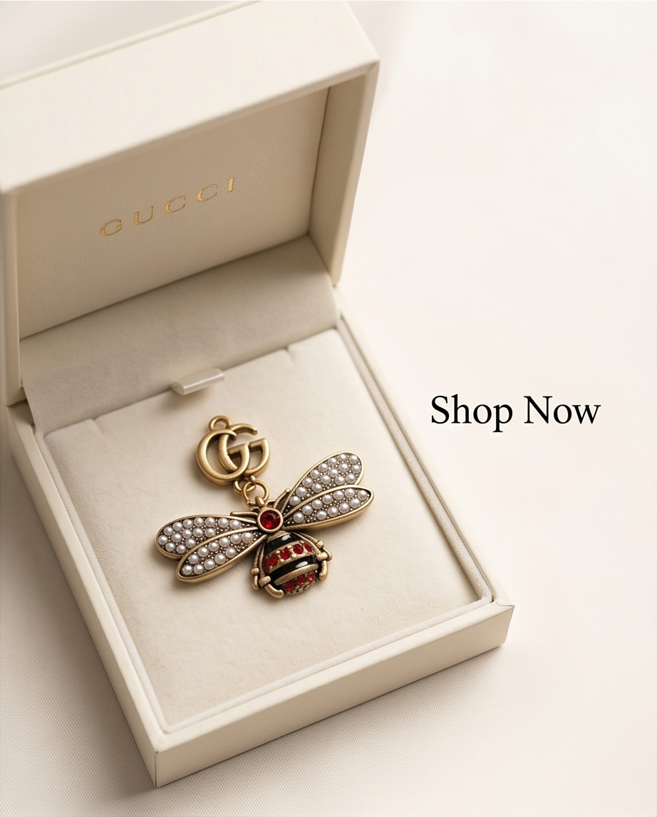 Gucci Pendant bees stamped