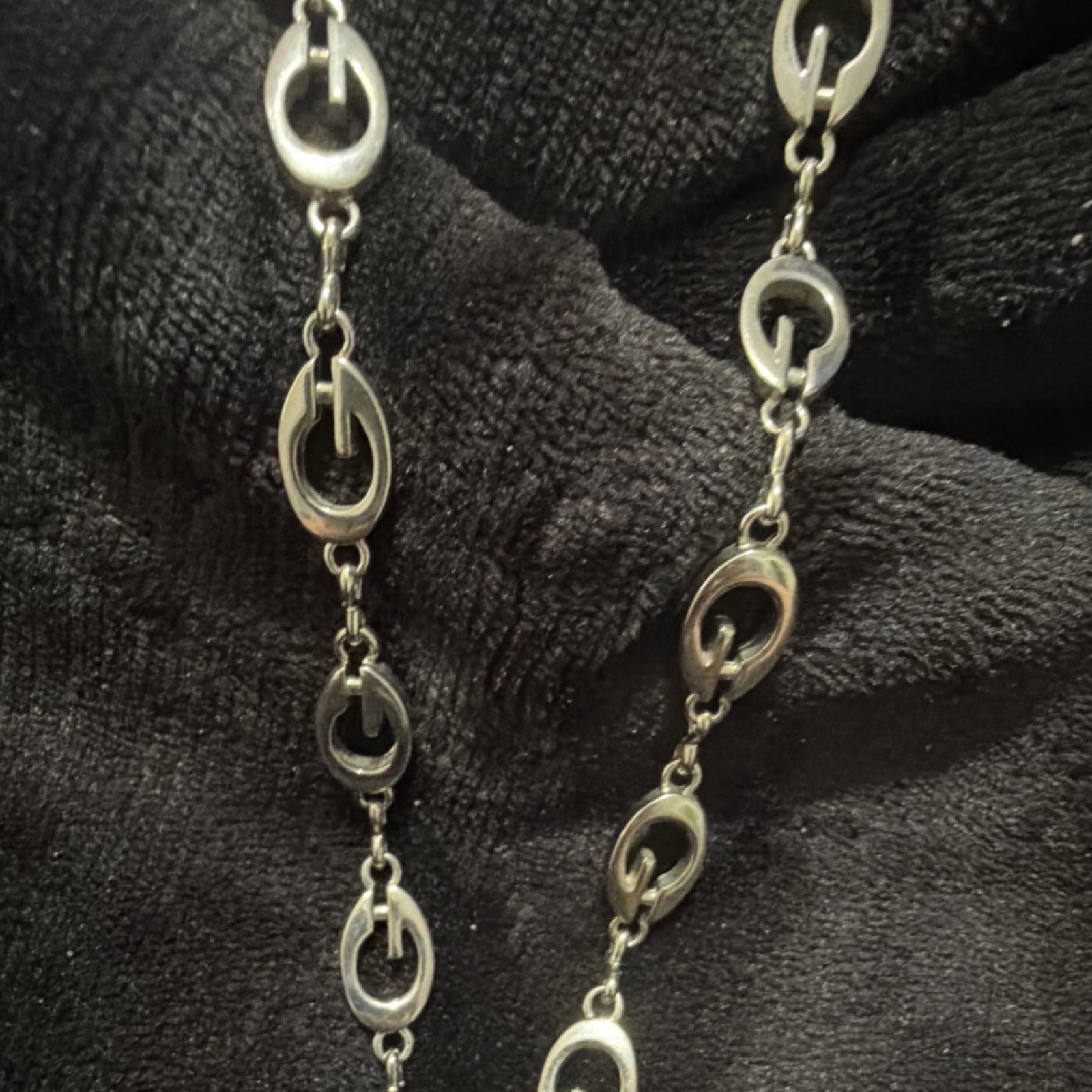 Silver Tone Oval Link Chain Necklace No Stone Metal Chain Style Undated Era
