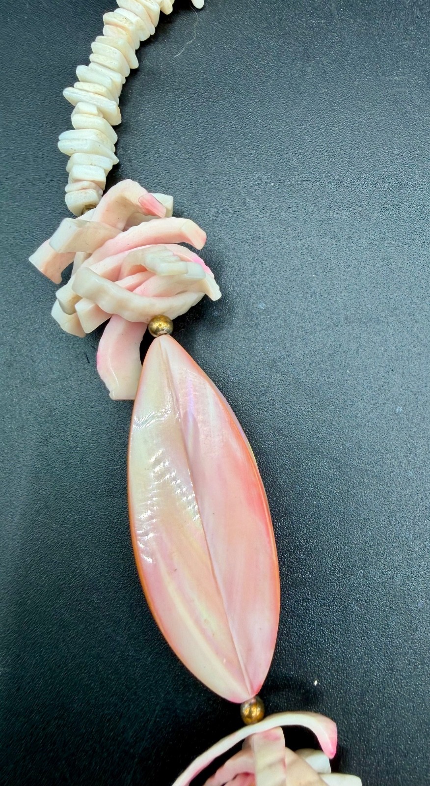 Vintage Pink Queen Conch Shell Statement Necklace Chunky Boho Heishi 1970s 26″