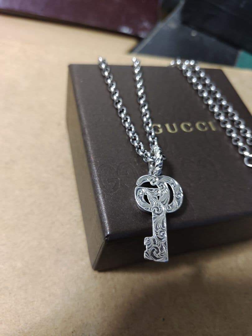 Excellent GUCCI Silver 925 Arabesque Key Necklace – Luxurious Feel, With Box.