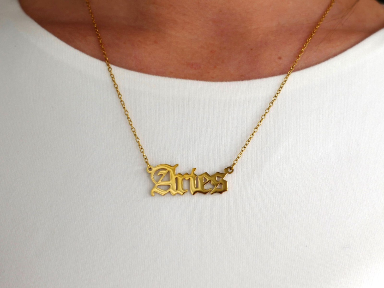 BEST SELLER HOROSCOPE TIKTOK JEWELLERY: Star Sign Retro 18K Gold Zodiac Necklace