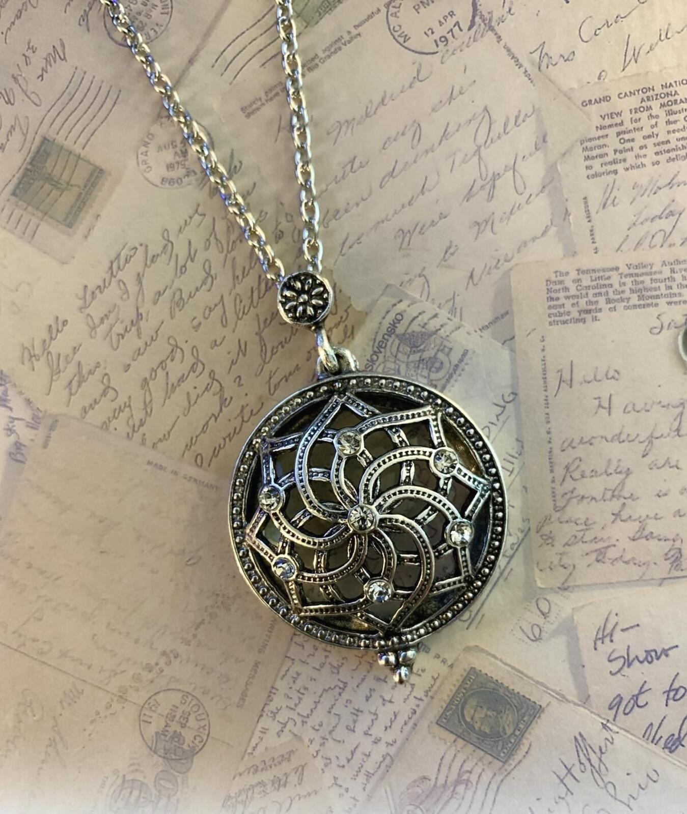 Functional Magnifying Glass Filigree Rhinestones Grey Medallion Necklace Jewelry