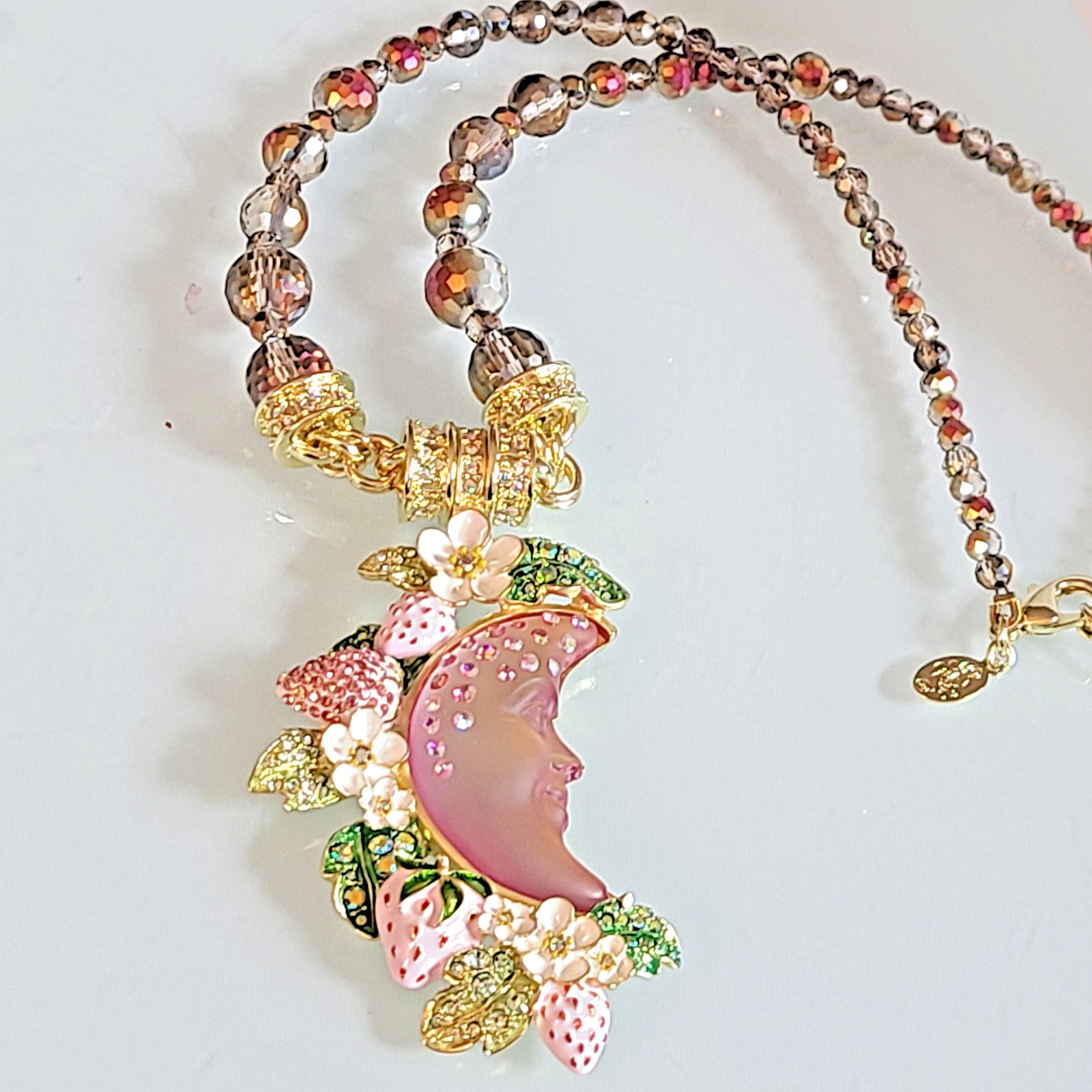 Belle Of The Ball Beaded Mystic Goddess Moon Shadow Strawberry Mag Necklace GT