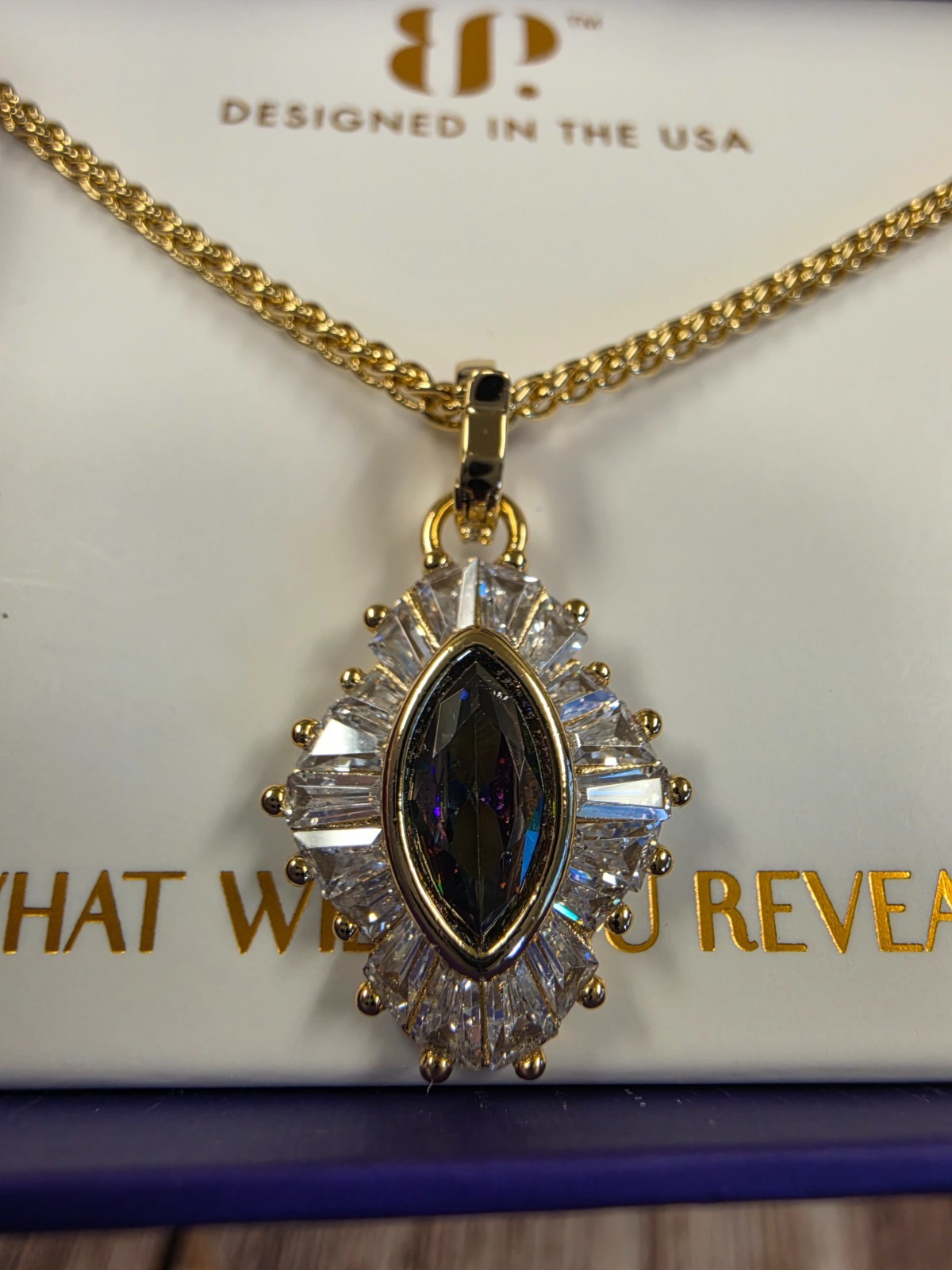 Bomb Party June 2026 Necklace “Mirrored Beauty” Alexandrite on Gold NK33456