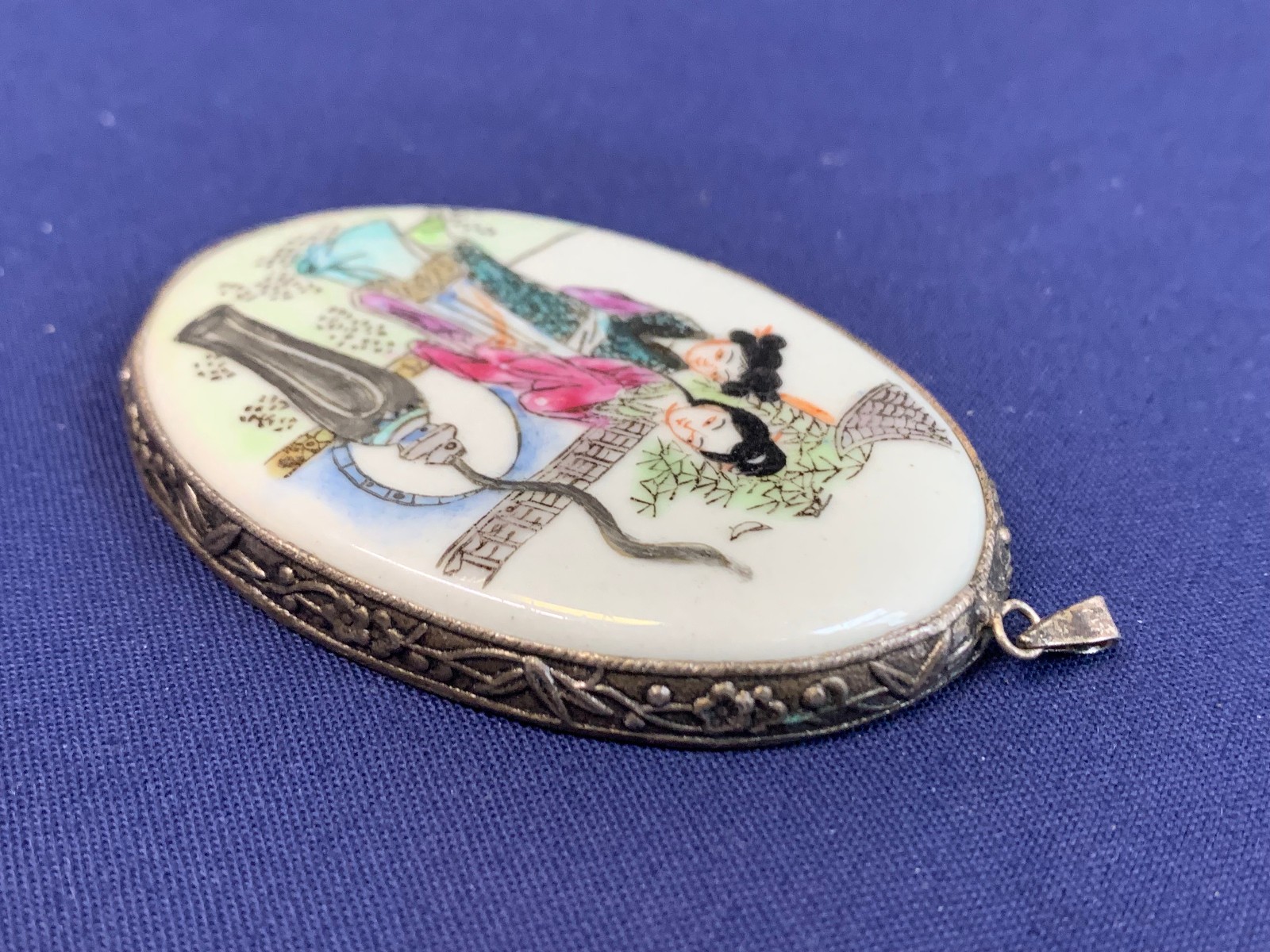 Hand Painted Asian Ladies Pendant Fashion Jewelry Porcelain Beijing China