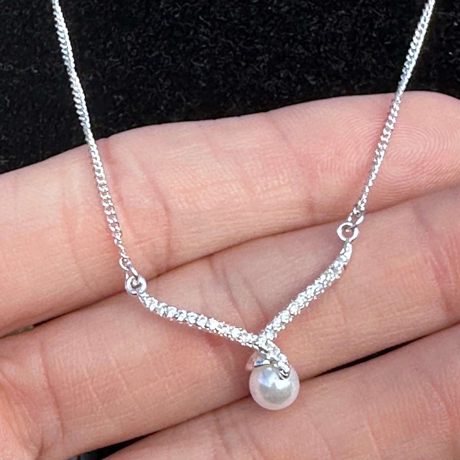 Austrian White Pearl Crystal V Chevron Pendant Necklace 17-20″ Chain