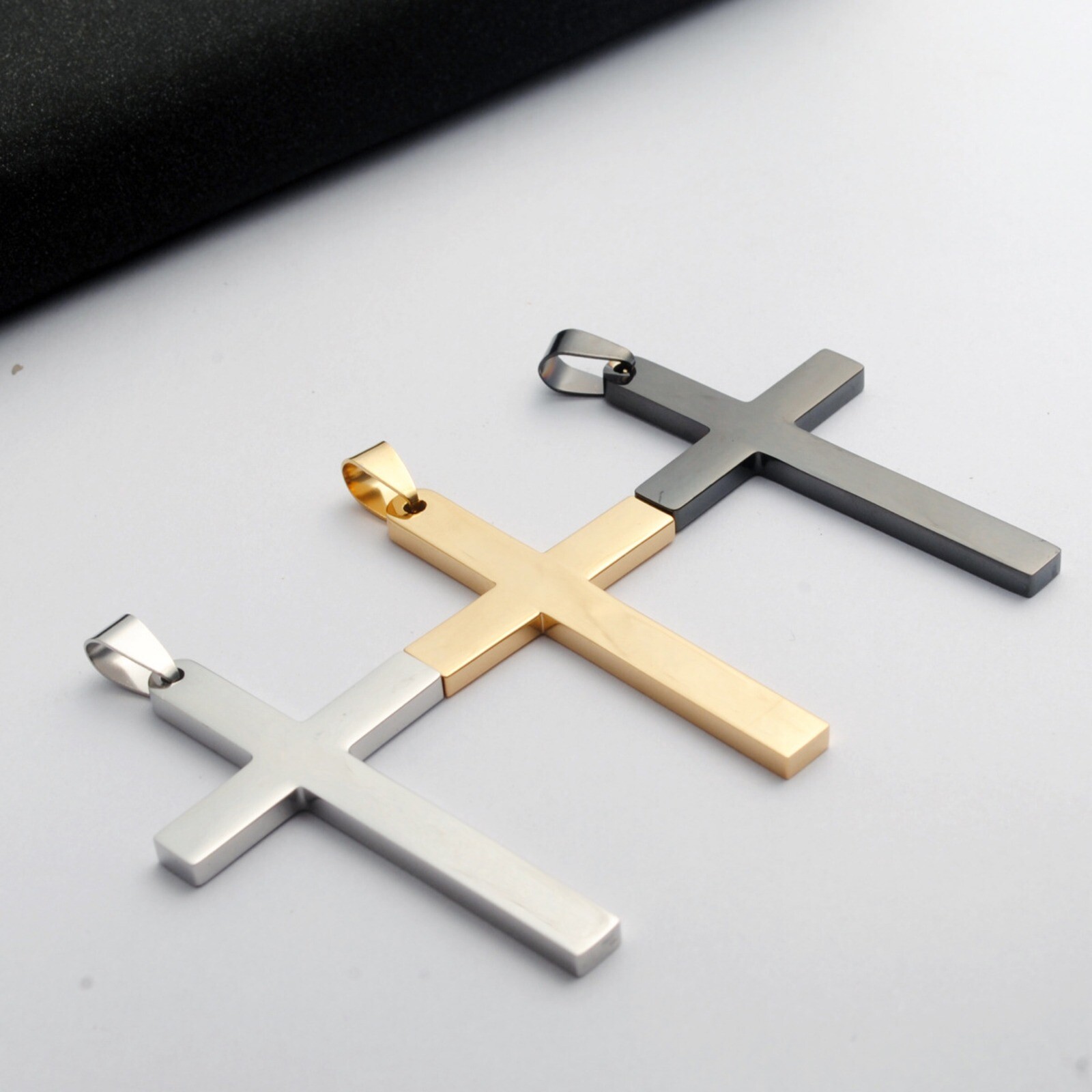 Stainless Steel Plain Silver Jesus Cross Crucifix Pendant Necklace Mens & Womens