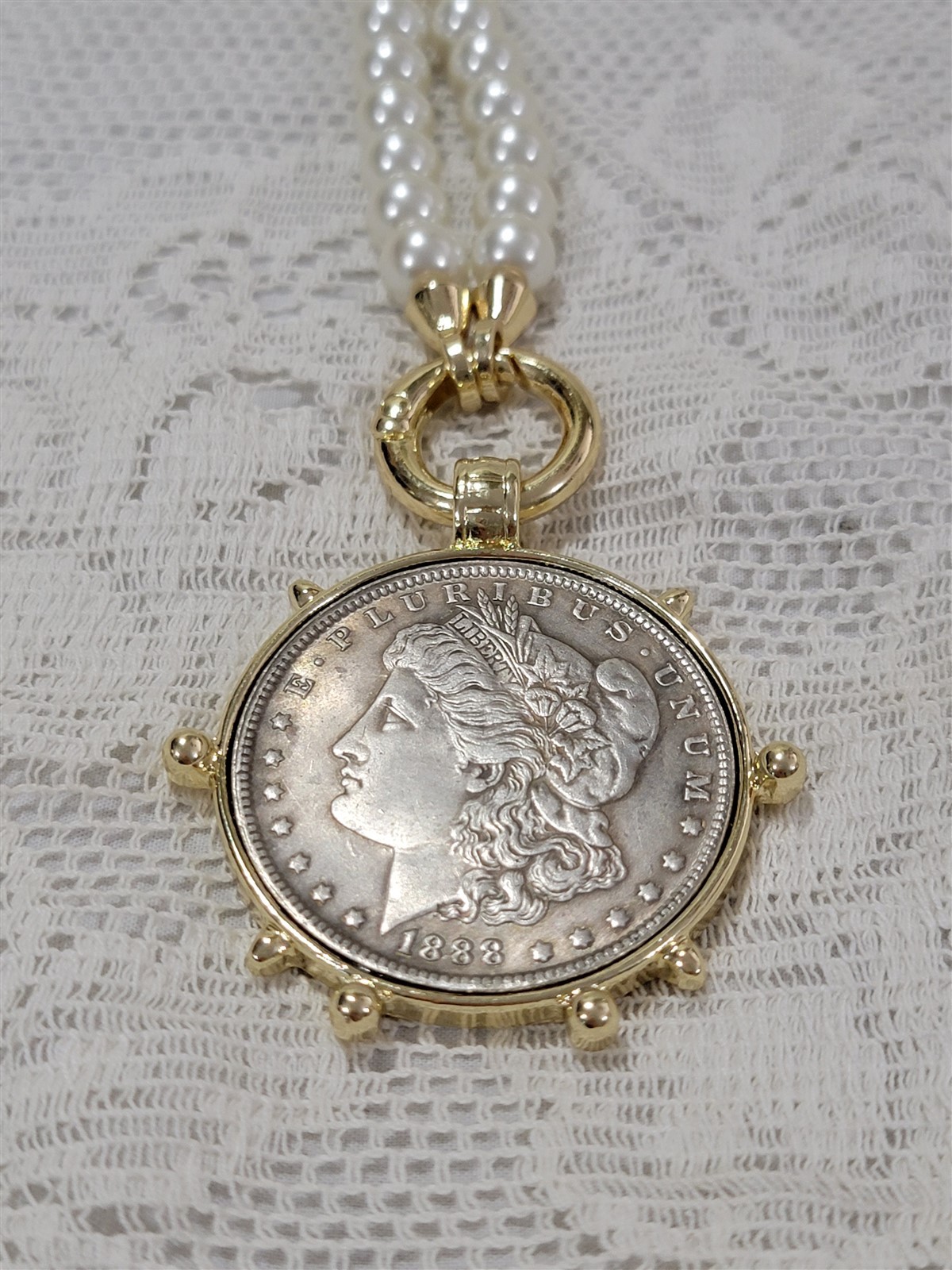 Victorian Trading Morgan Lady Liberty Silver Dollar Pearl Coin Necklace 30E