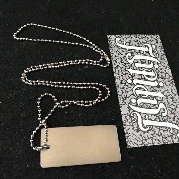 NEW NIKE GO DOG TAG PENDANT CHAIN NECKLACE RARE PROMO KEYCHAIN LIMITED EDITION