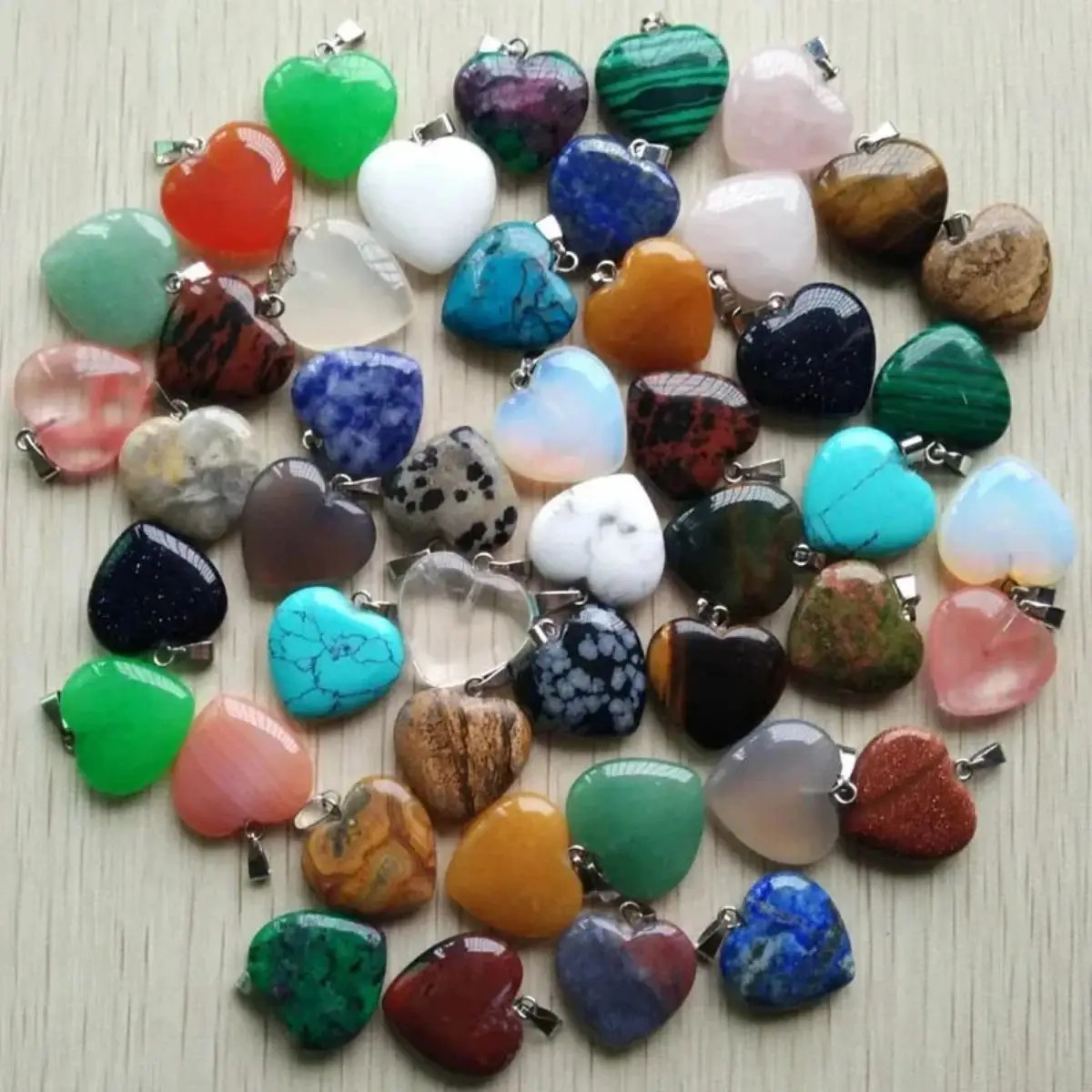 10 pcs Random Heart Shaped Stone Pendant Charms Crystal Chakra Beads For DIY NEW