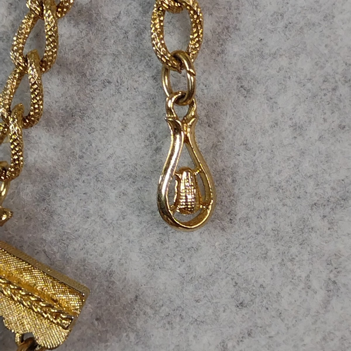 Gold Tone Hoop Closure Four Layer Chain Necklace Various Ornate Chain Styles