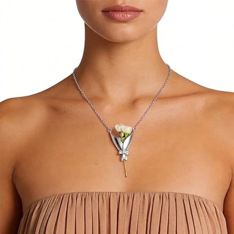 Bouquet Necklace Flower Holder Necklace Pendant Floral Vase Necklaces Gift
