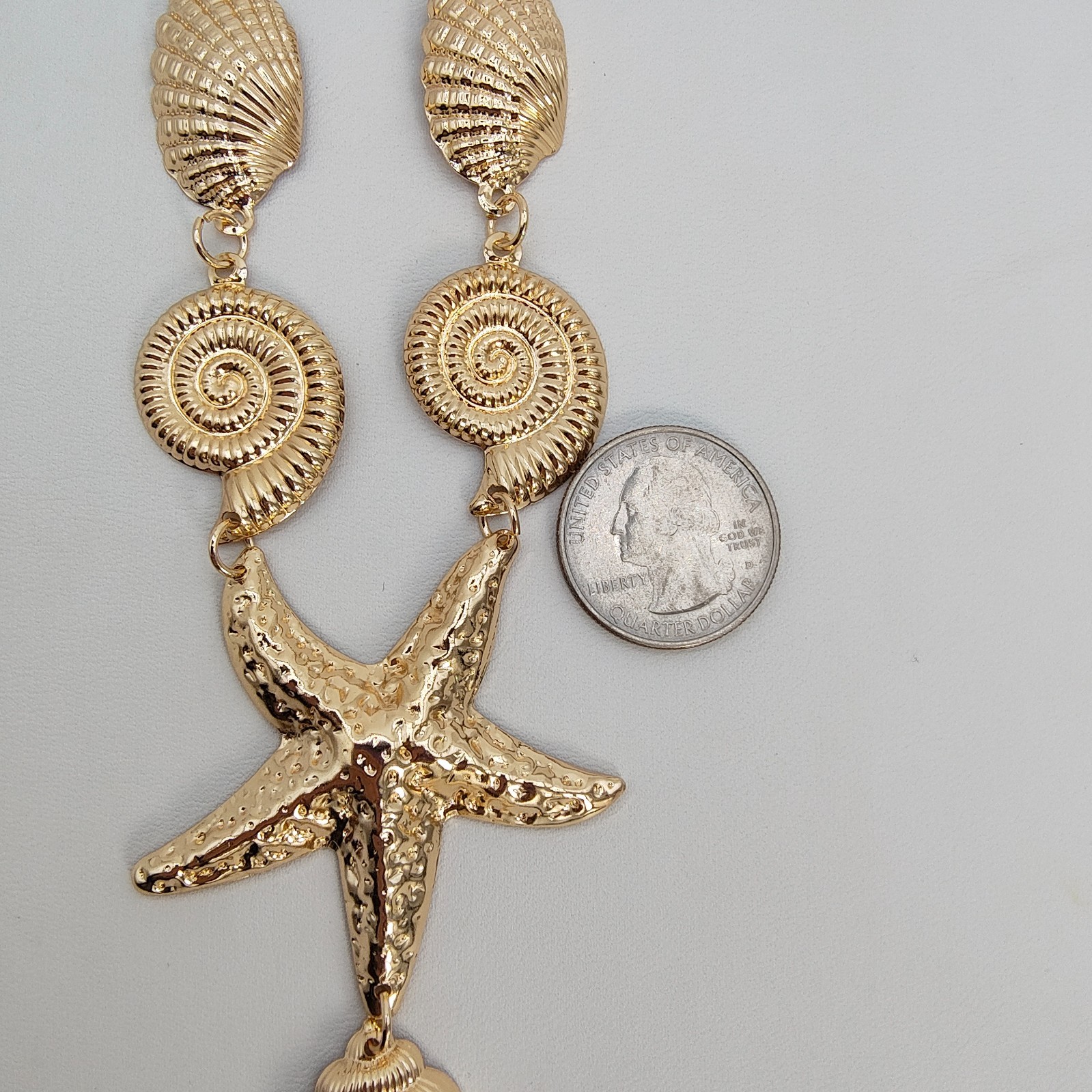 Ocean Theme Statement Y-Necklace Gold Tone Lariat Starfish Shell Mermaidcore