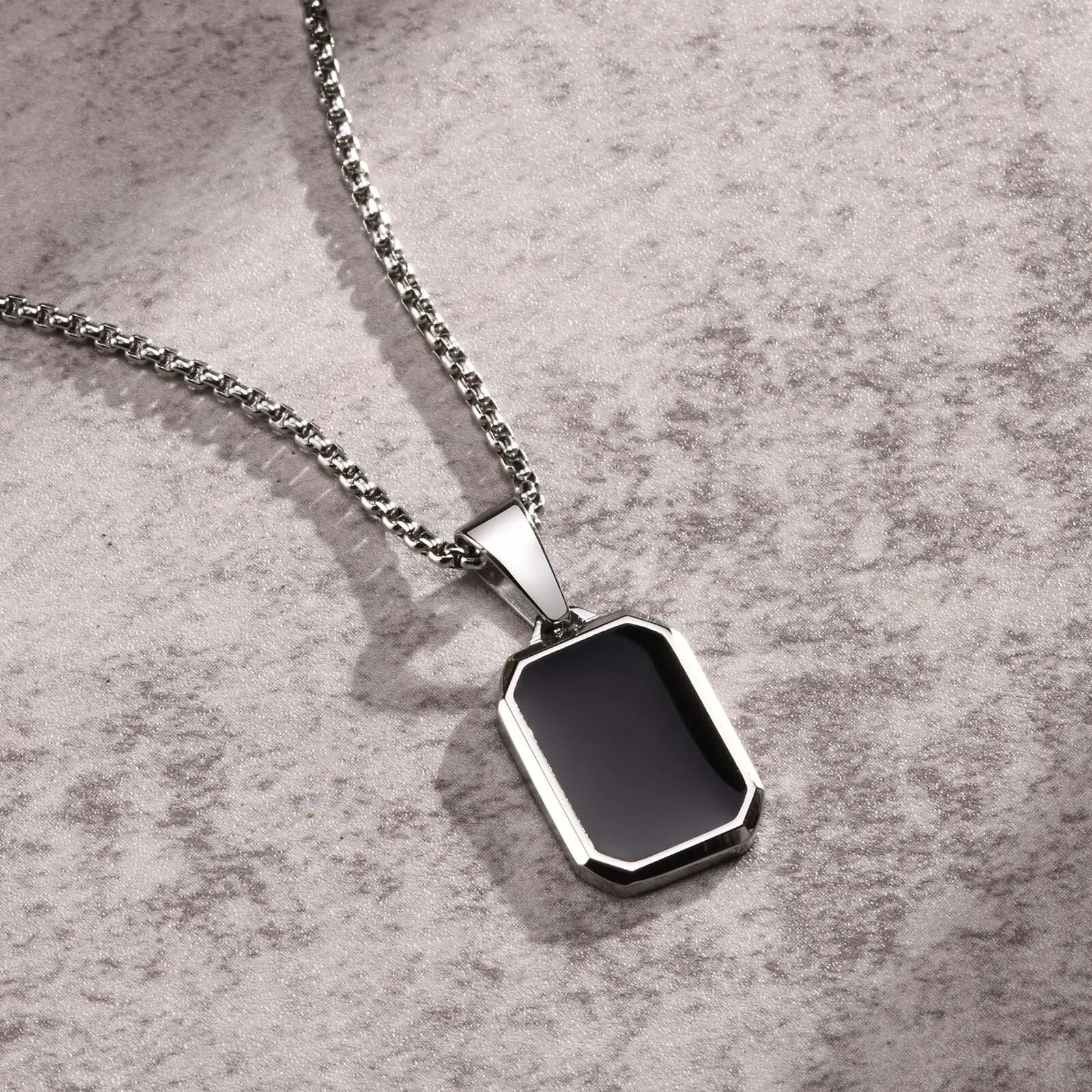 Men Stainless Steel Military Dog Tag Pendant Necklace Box Chain Jewelry Gift New
