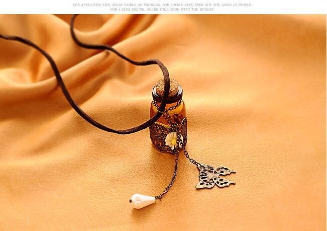 Wishing Little Retro Bottle Auspicious Pendant Butterflower Long Train Necklace