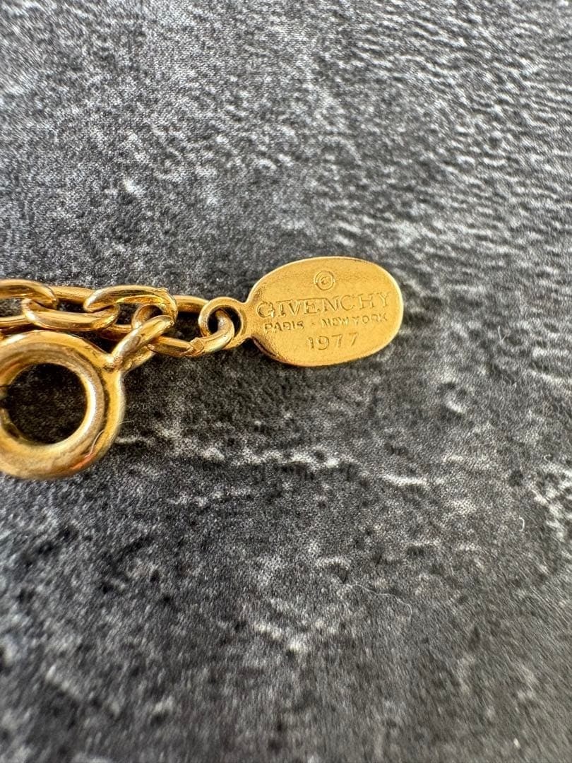 Givenchy Tortoise Shell Motif Gold Perfume Bottle Necklace Pendant N7