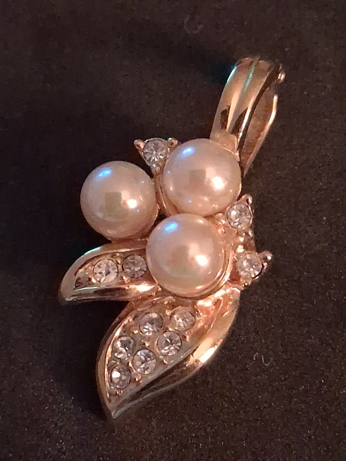 Vintage Signed ROMAN Faux Pearl Clear Rhinestones Goldtone Pendant Enhancer