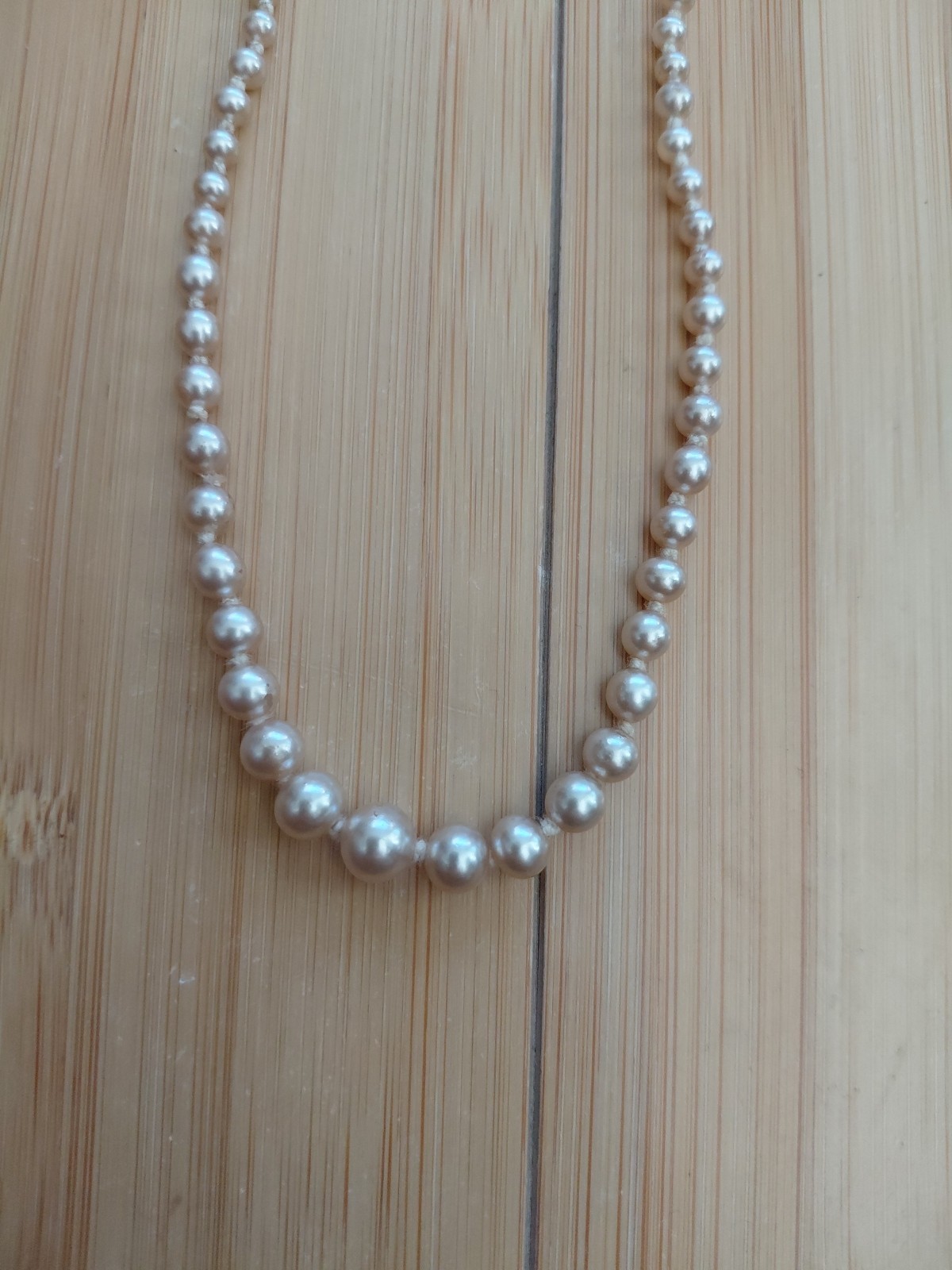 Taper Pearl Necklace Choker 18″ Sterling Clasp Champaign Color Quiet Luxury