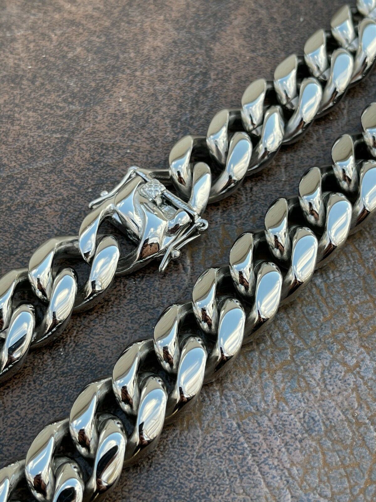 18mm Miami Cuban Link Mens Ladies Choker Chain Stainless Steel Looks Like Silver