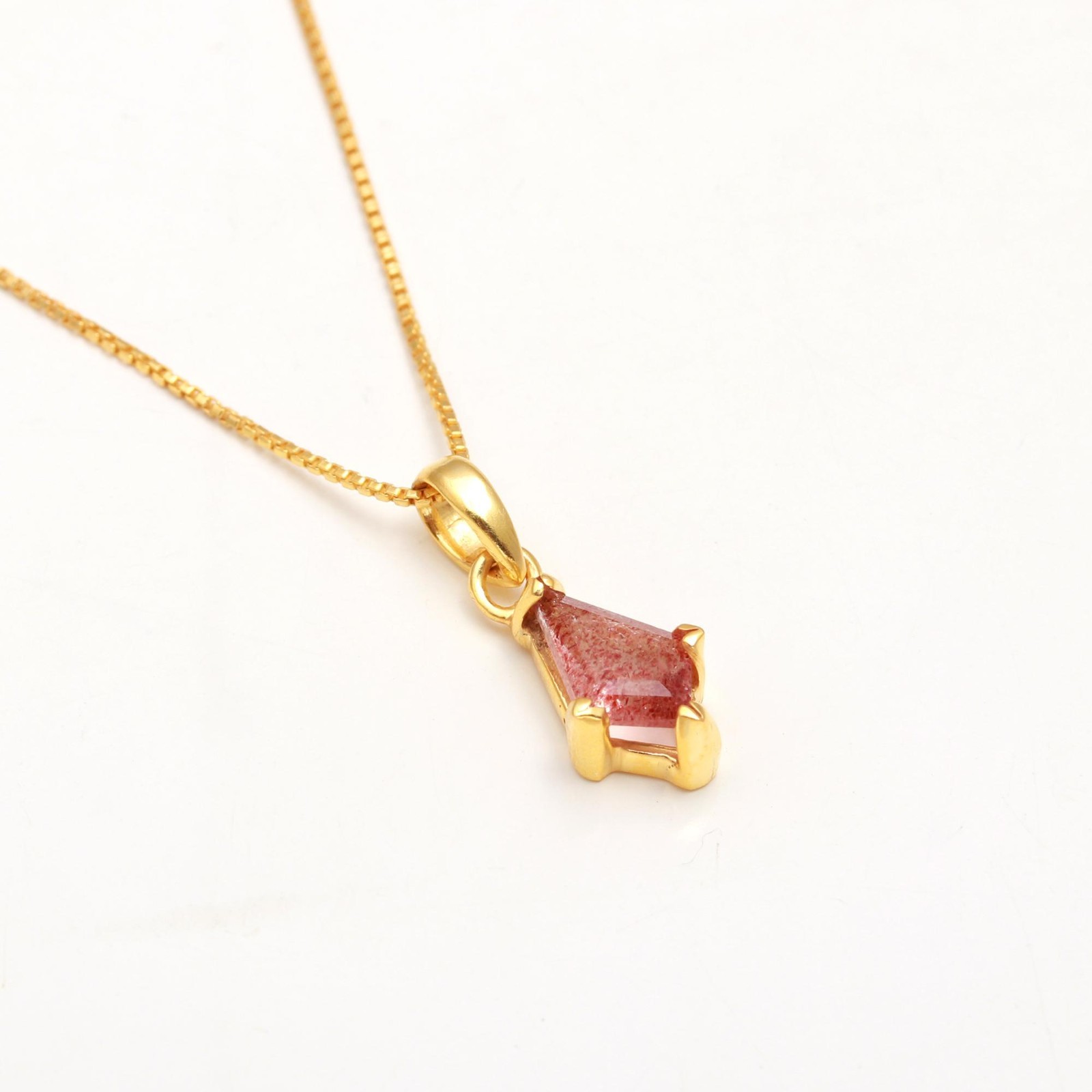 Natural Red Strawberry Kite Necklace Gold Plated Solid Silver Minimalist Jewelry