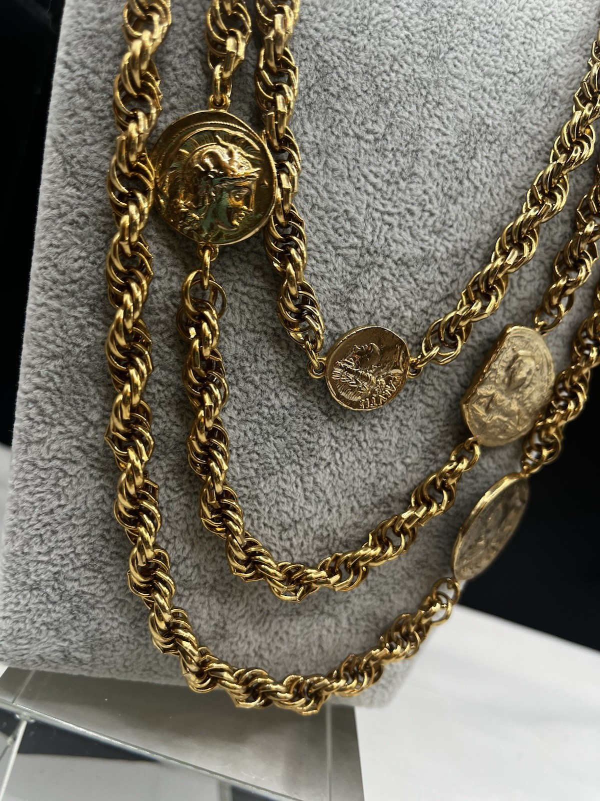 VTG. Coin Triple Strand Gold Tone Replica Roman Greek Soldier Link 20”+ Necklace