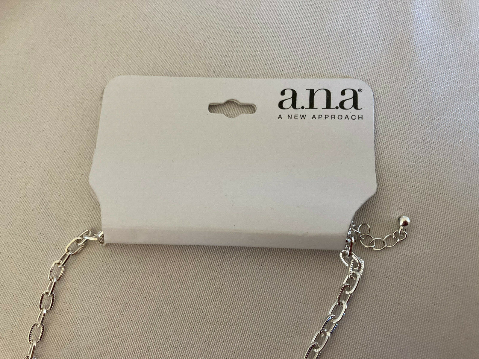 A.N.A. Oval Fringe Silver Tone Necklace – NWT