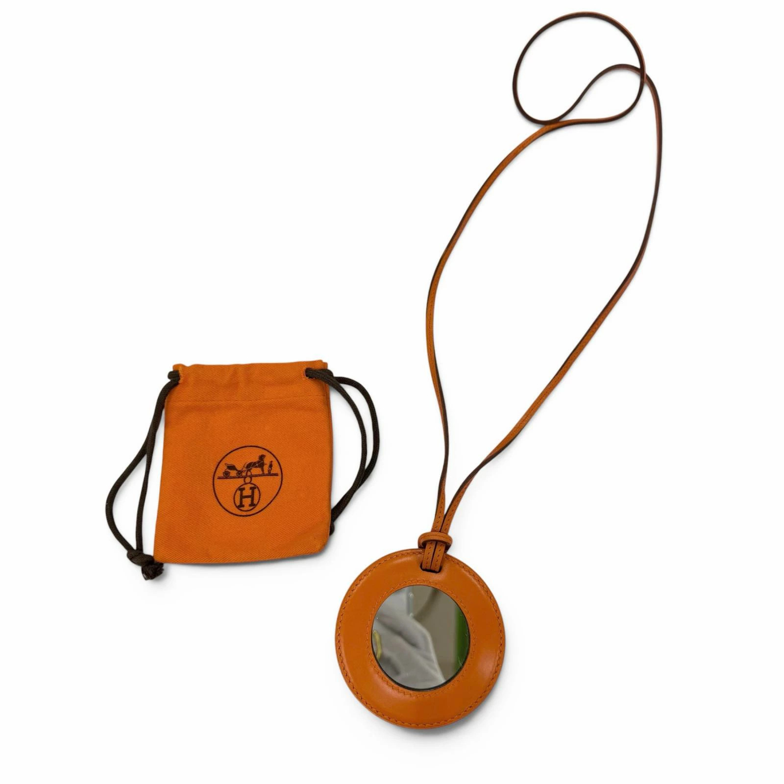 Hermès Vintage In the Pocket Loupe Necklace 7.5cm Pendant 40cm Chain