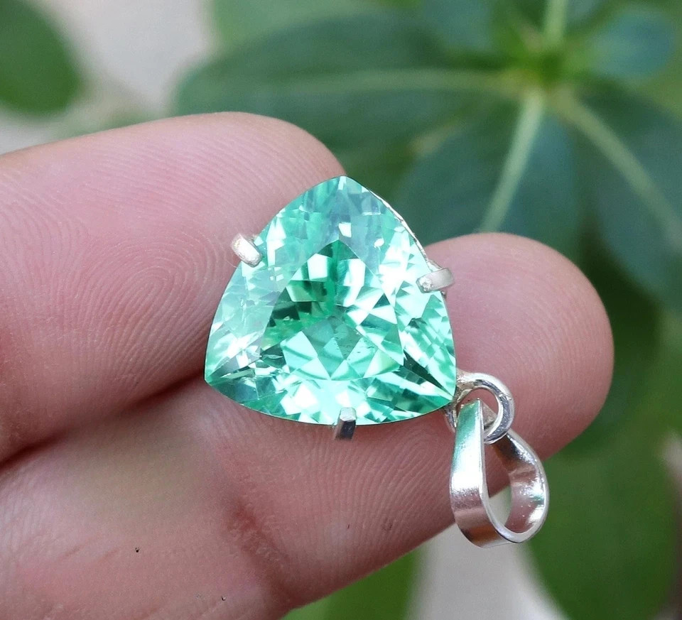Certified 20.30 CT Natural Green Sapphire Gemstone 925 Solid Silver Pendant