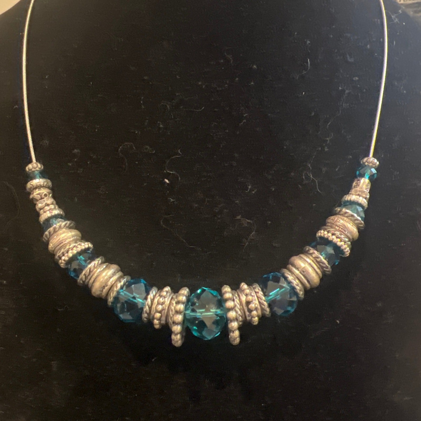 Vtg Boho Teal Blue Faceted Beaded Silver Tone Statement Necklace 18-20 in