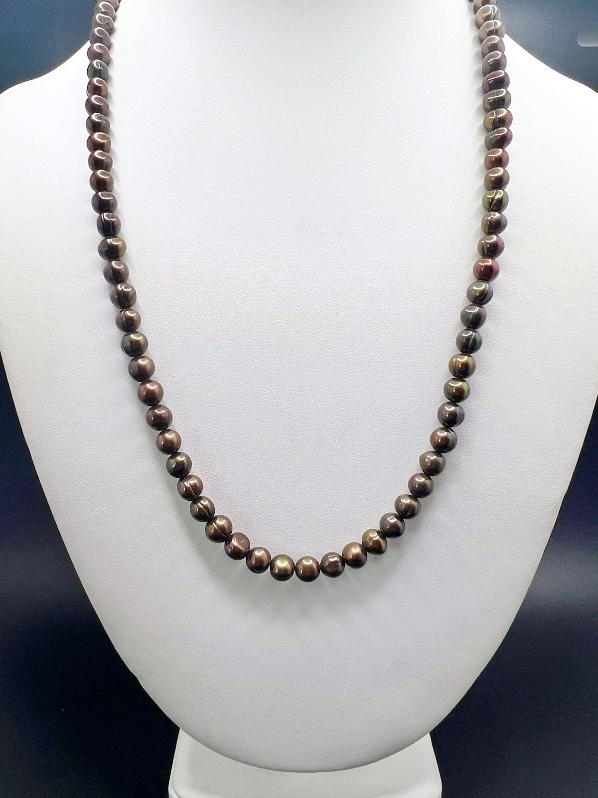Freshwater Pearl 22” Strand Necklace Chocolate Brown / Bronze 6mm