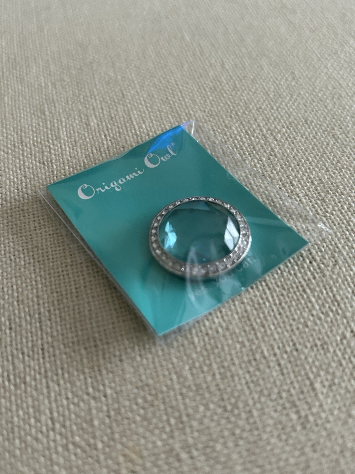 Origami Owl BZ2006 Petite Silver Face w/Aqua Prism & Crystals “NIP”