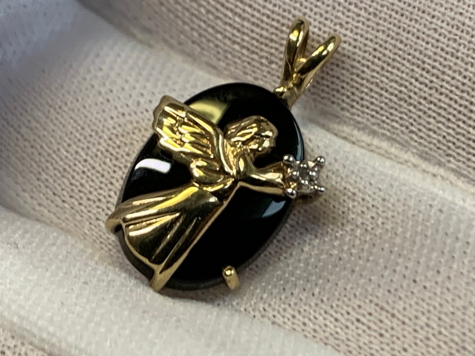 10K Yellow Gold Angel Pendant 1.67g Fine Jewelry Onyx Look Charm *READ*