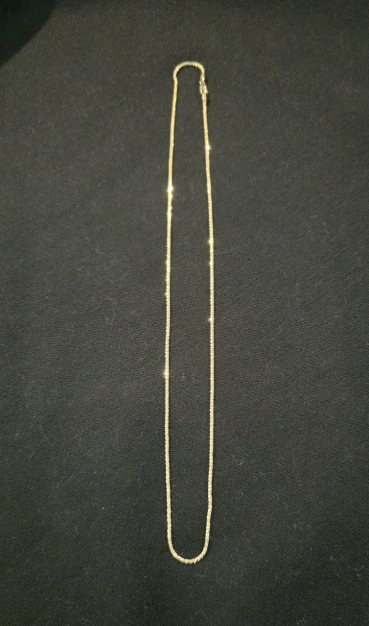 10K Solid Yellow Gold Twisted Rock Chain.