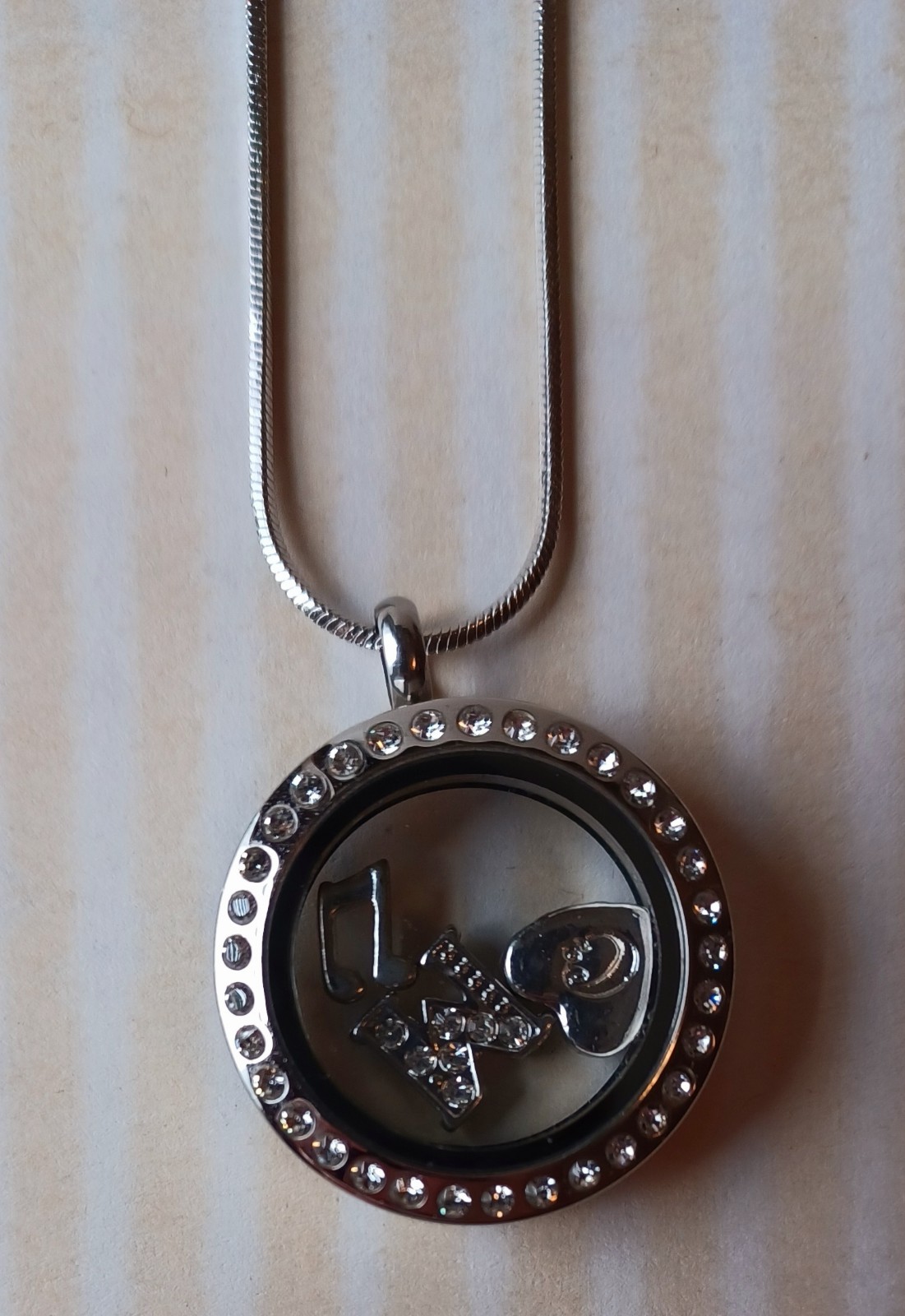 Origami Owl Living Locket Medium Hinged Silvertone Crystals + 3 Charms and Chain