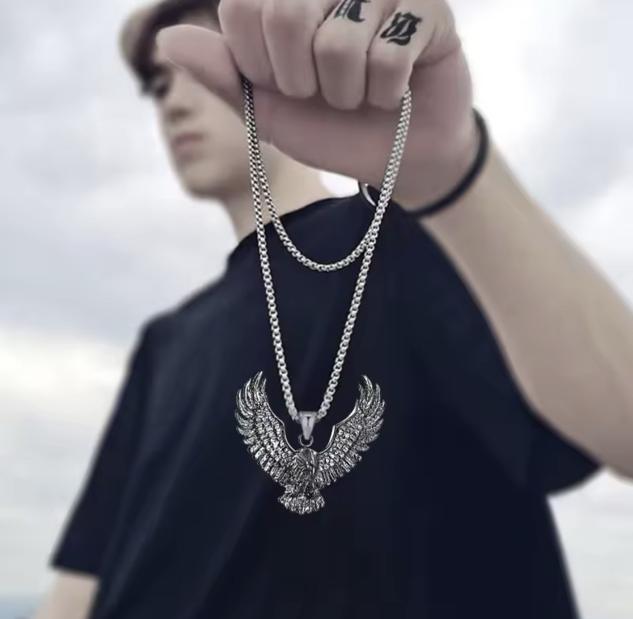 Stainless steel eagle pendant necklace for men and women, Viking style, 60 cm