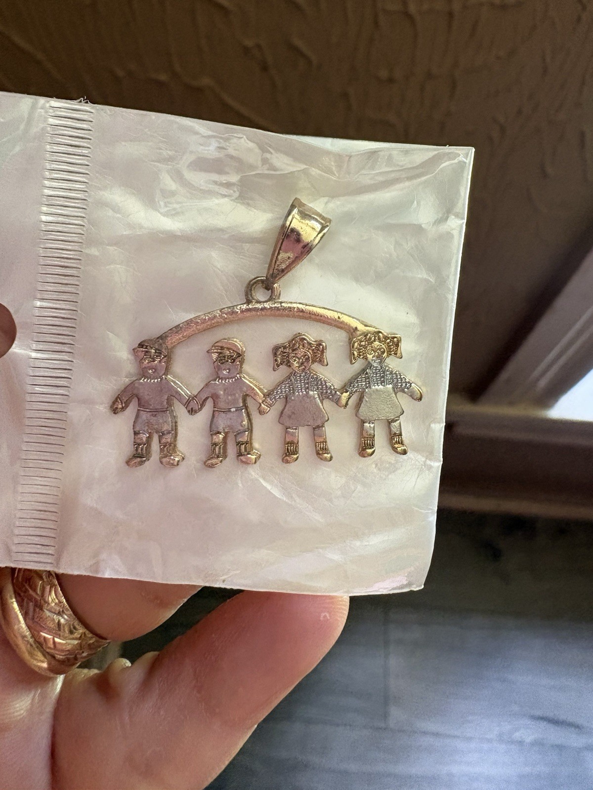 Gold Tone Family Holding Hands Charm Pendant, Asymmetrical Shape, No Stone