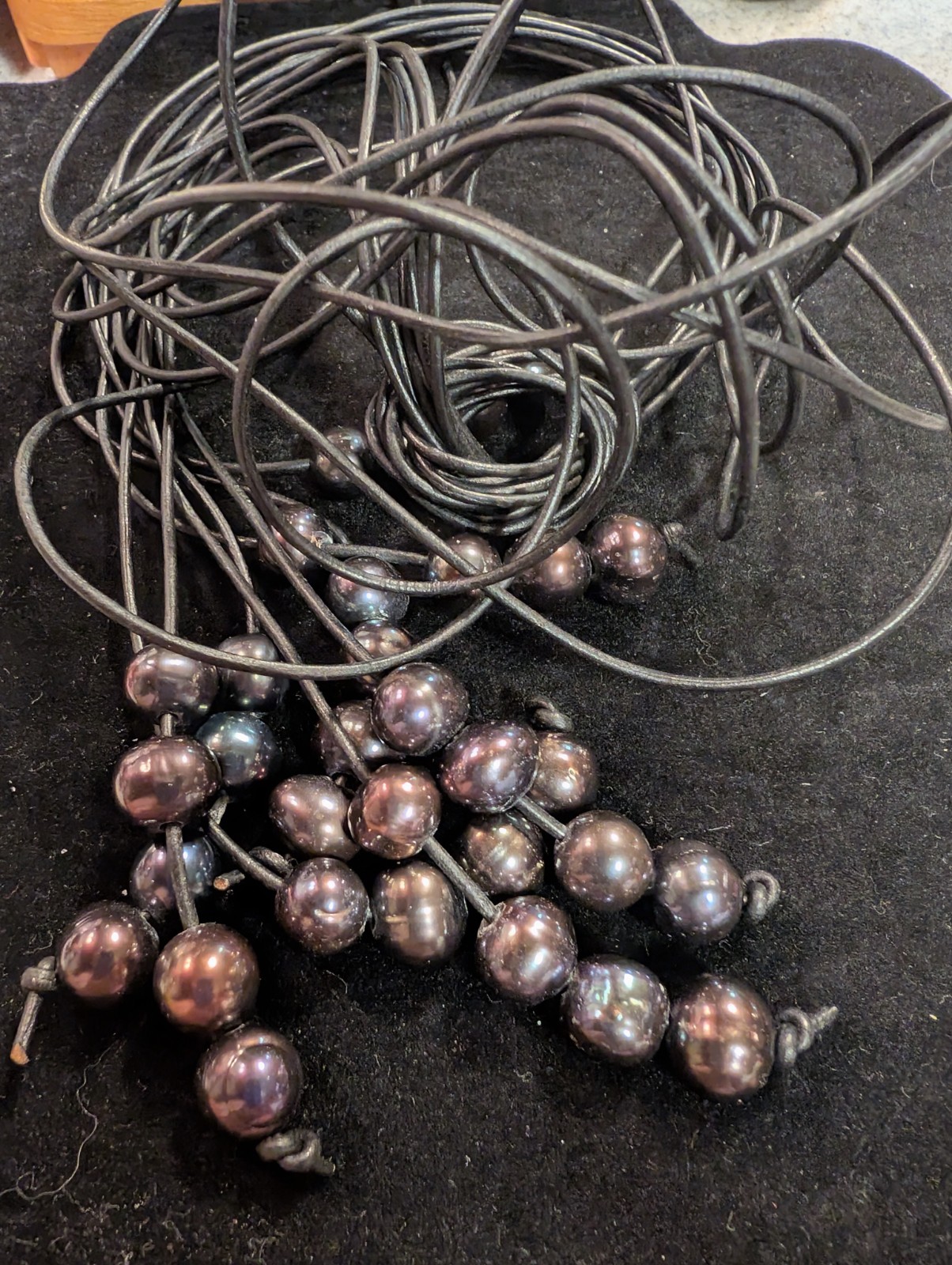 Bolo Lariet Leather Biker Necklace with Genuine Gray Pearls 8 in 1 Necklace 58″