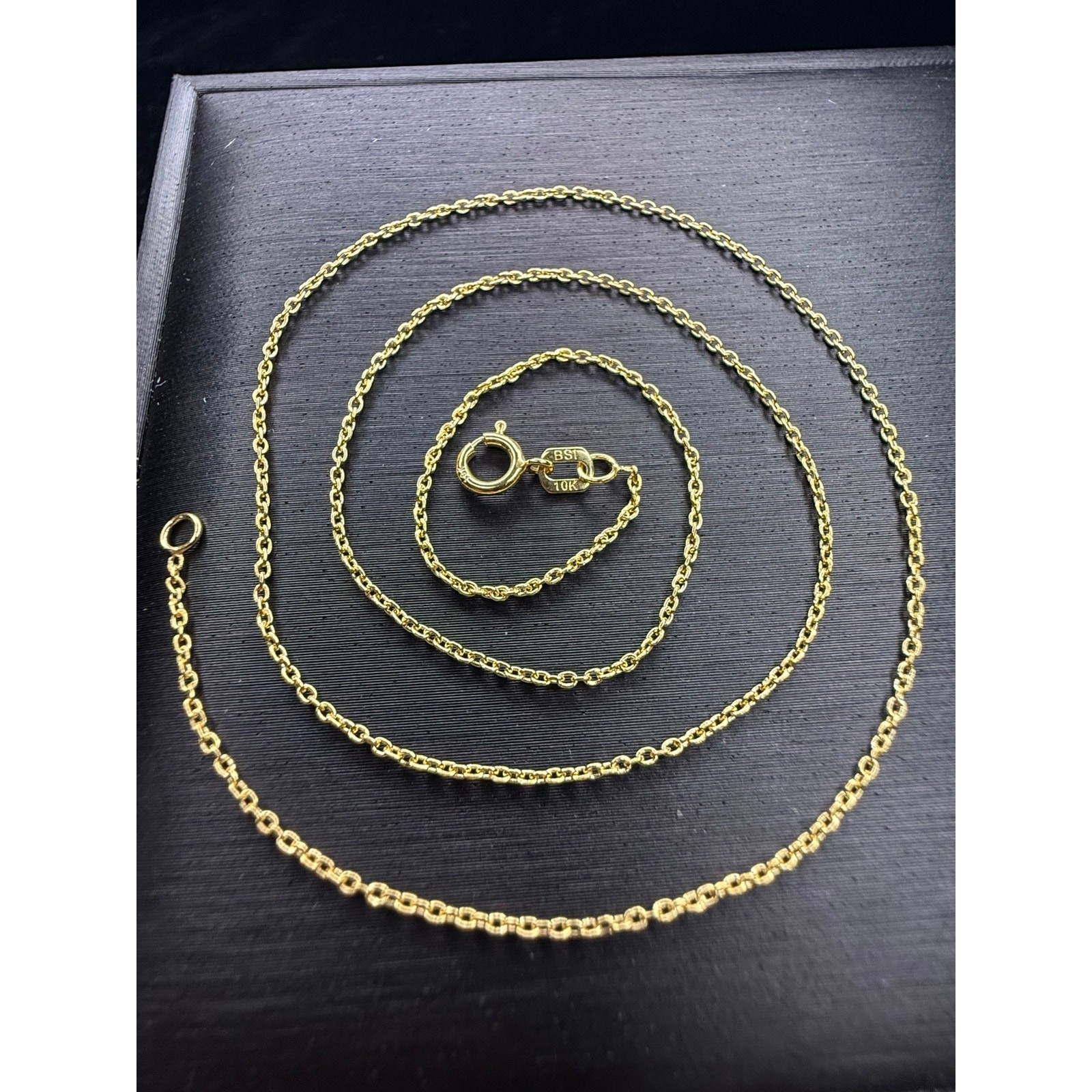 10k Solid Italian Yellow Gold Cable Link Chain Necklace 16” Long 1.35mm Wide