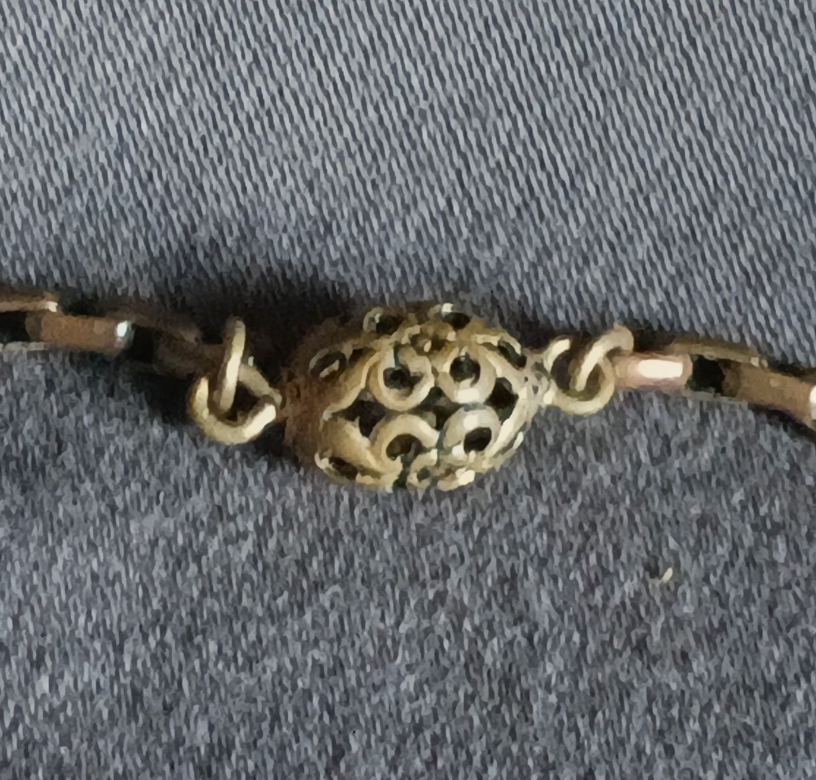 DESIGNER INSPIRED GOLD TONE METAL BEAD & RHINESTONE PENDANT CHAIN NECKLACE