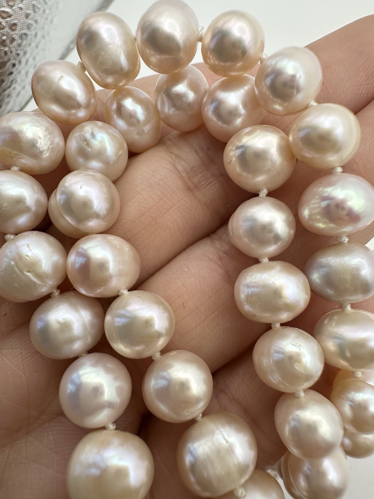 8-9mm Freshwater Pearl Hand Knotted Necklace 16.5”