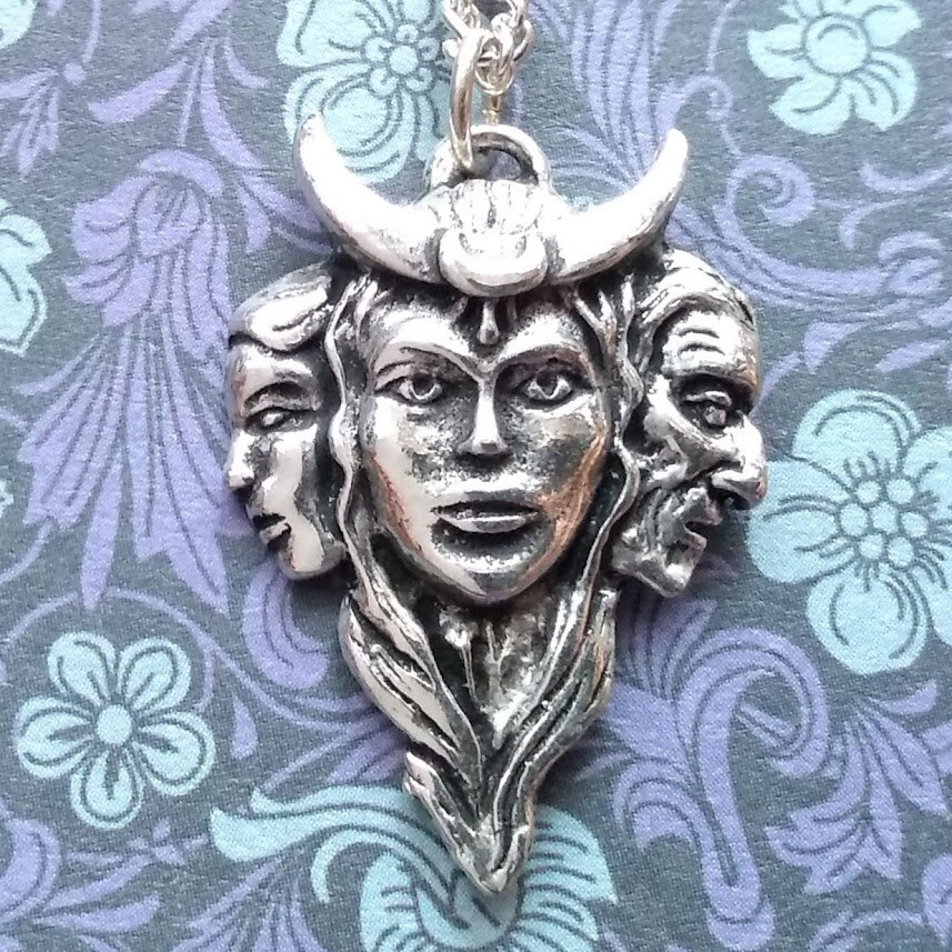 Triple Goddess Love Harmony Pendant Necklace Silver Plated Sigils of the Craft