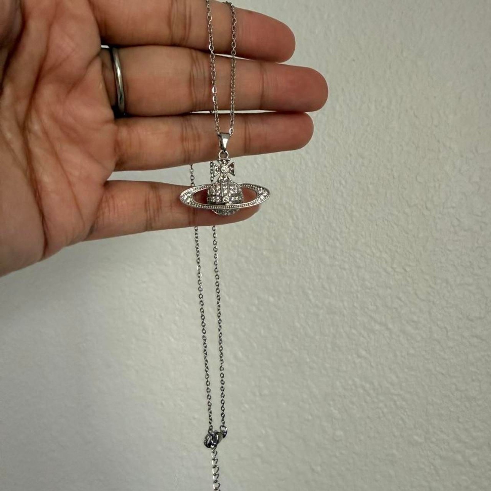 Sparkly Saturn Planet Pendant Choker Necklace