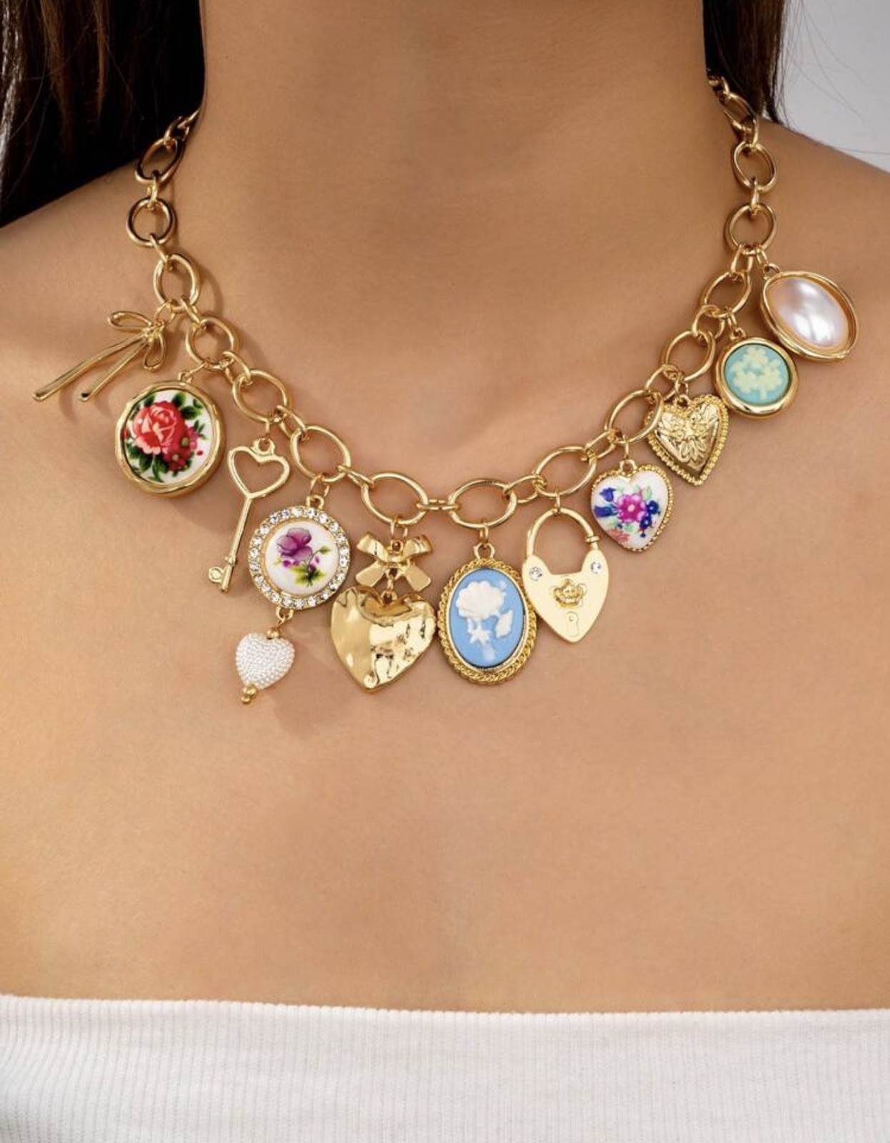 Vintage Charm Statement Necklace Gold Chain Cameo Heart Floral Retro Cute Gift