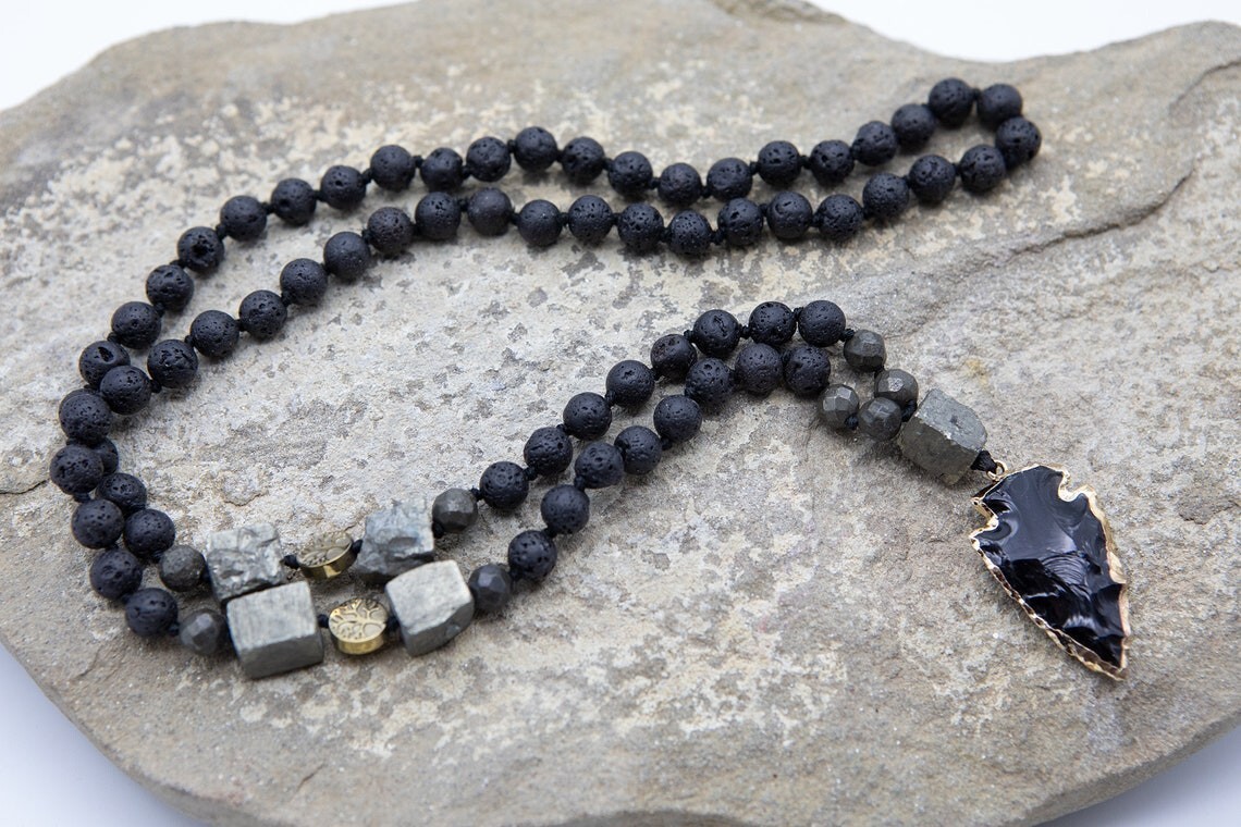 Natural Lava Rock Volcano Stone Necklace Obsidian Stone Arrow Pendant Necklace