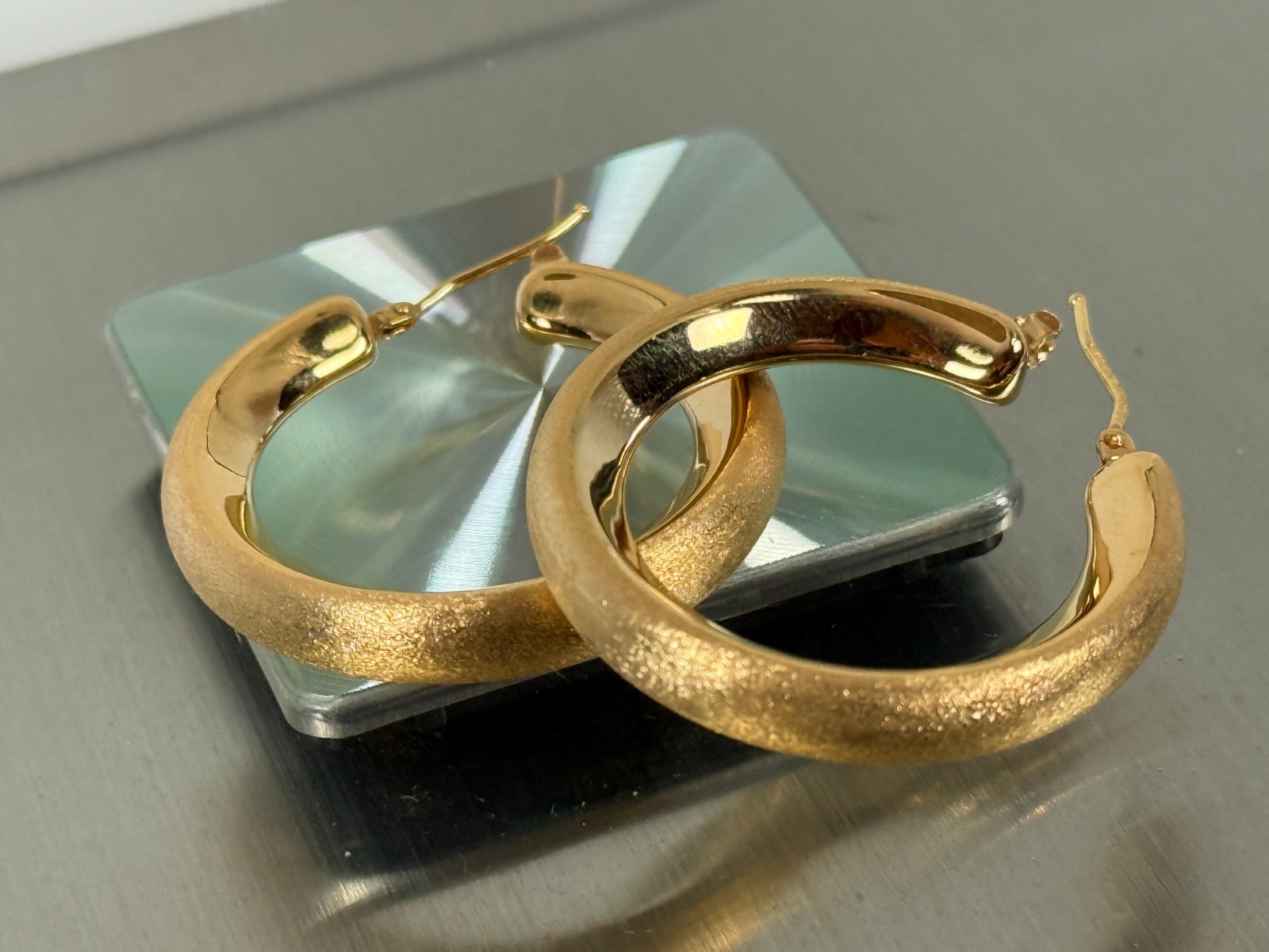 VOGA Collection 18K Gold Electroform Choice of Finish Hoop Earrings – SATIN 1″