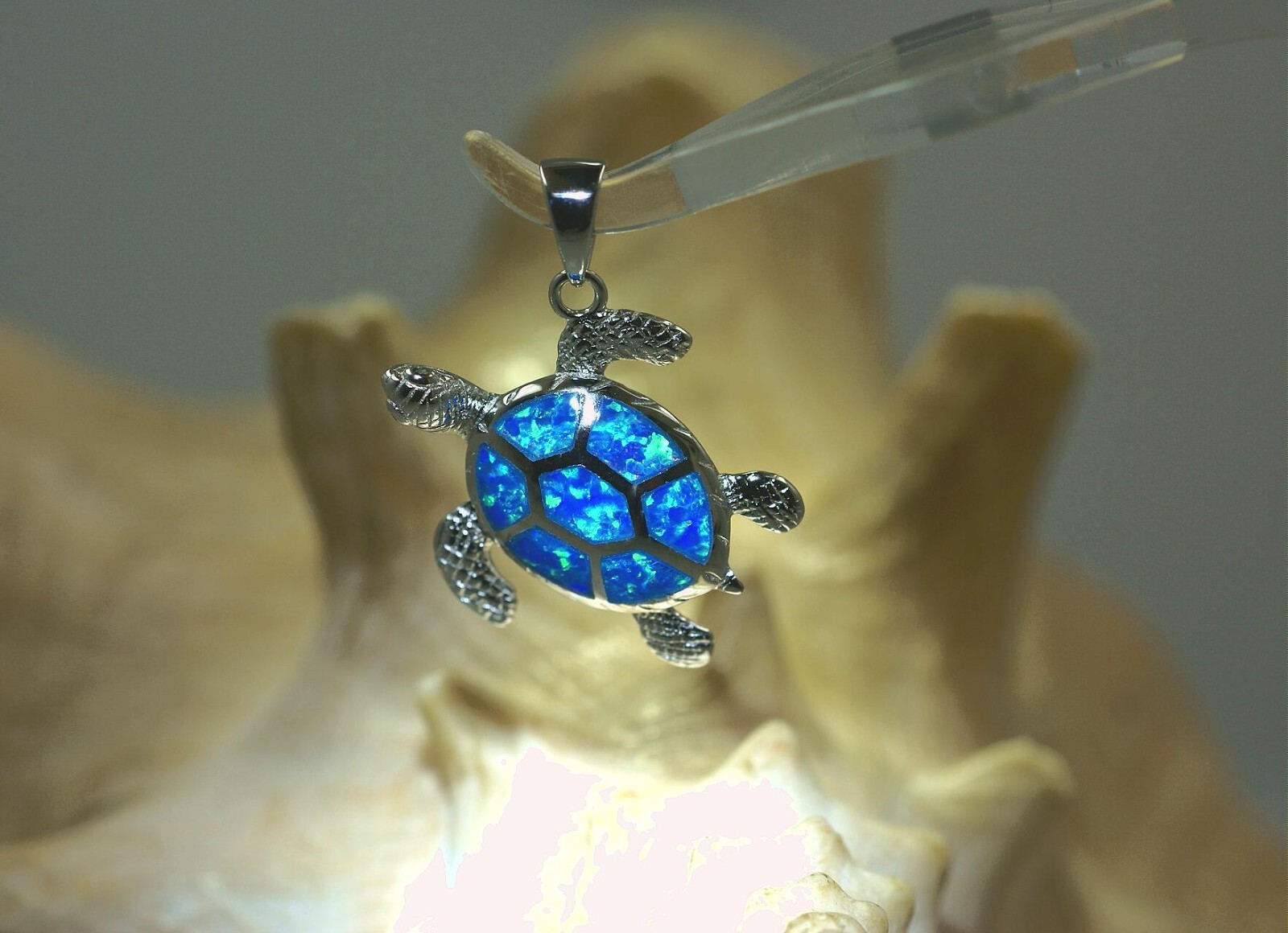 26MM RHODIUM 925 STER SILVER INLAID BLUE OPAL TEXTURED HAWAIIAN TURTLE PENDANT